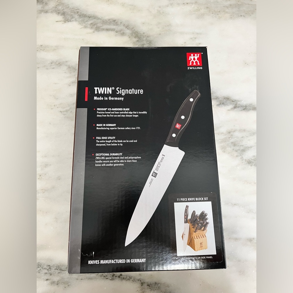Zwilling UNOPENED 11-pc knife set